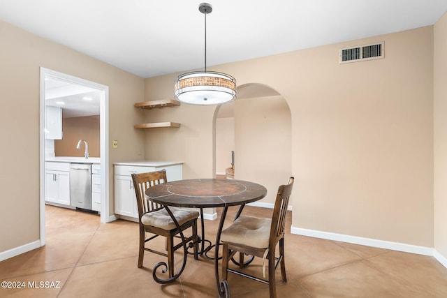 dining room with light tile patterned floors