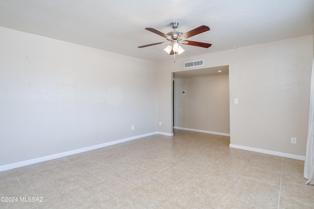 empty room with ceiling fan