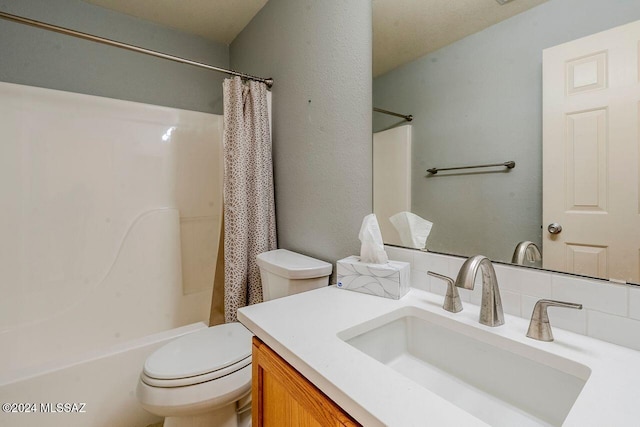 full bathroom featuring vanity, shower / bath combo, backsplash, and toilet