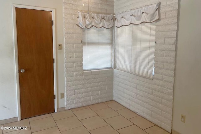 view of unfurnished dining area