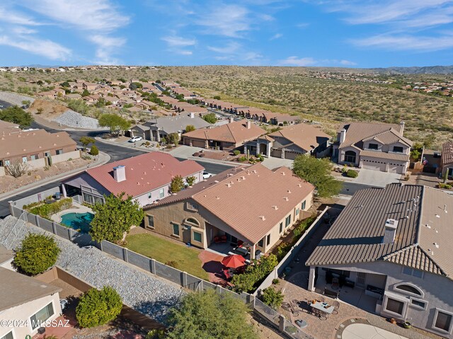 birds eye view of property featuring a residential view