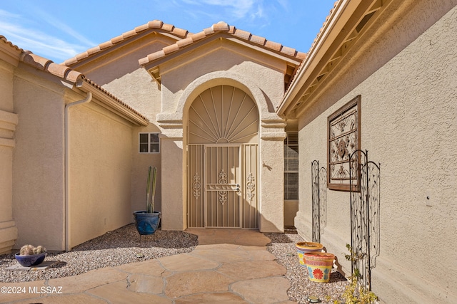 view of entrance to property