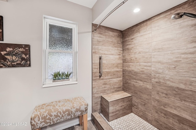 611 S Los Opalos, Green Valley, AZ 85614 - bathroom with a tile shower and recessed lighting