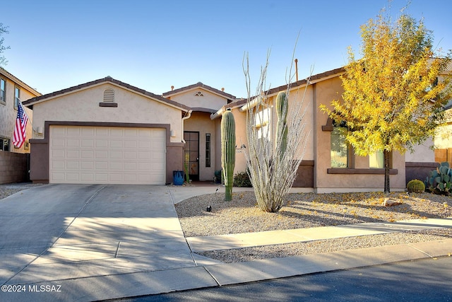 view of front facade featuring a garage