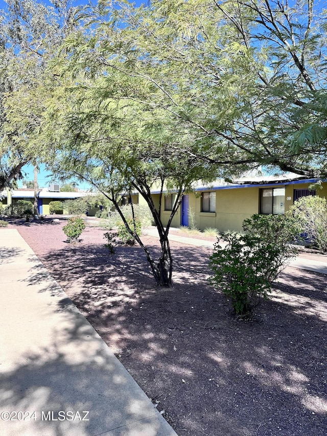 350 N Silverbell Rd Unit 96, Tucson, AZ 85745 - view of front of house