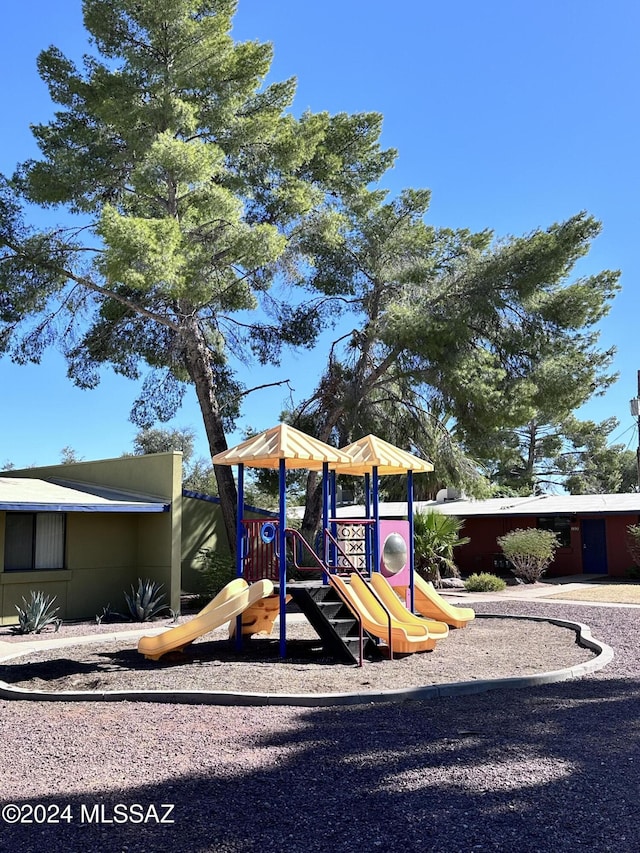 350 N Silverbell Rd Unit 96, Tucson, AZ 85745 - view of community playground