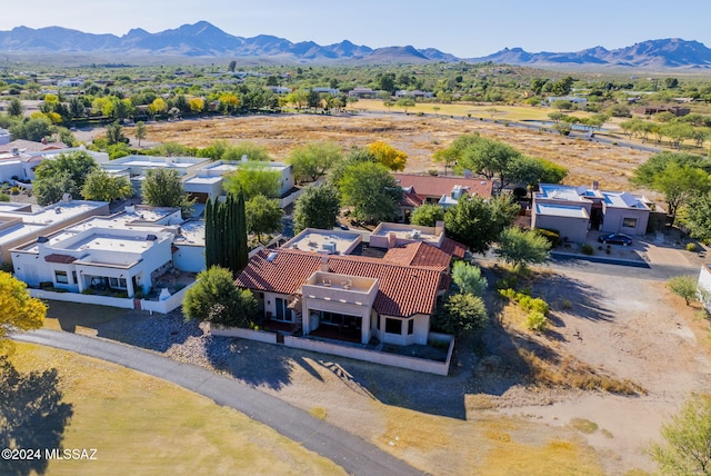 drone / aerial view featuring a mountain view