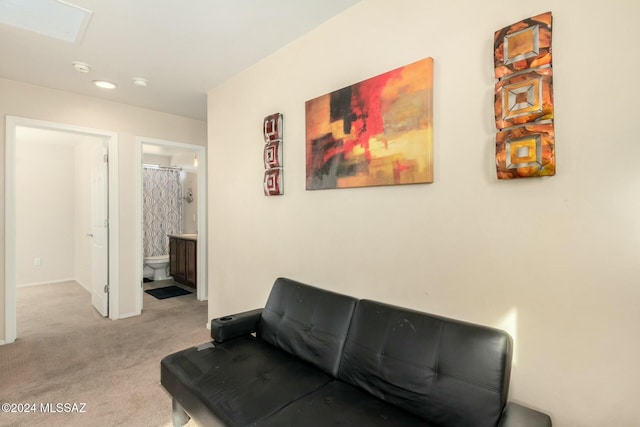 sitting room with light carpet