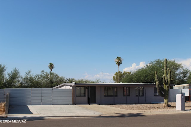 view of front of home