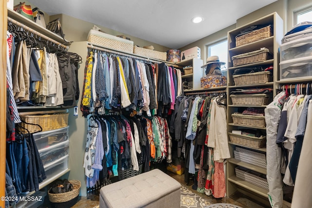 view of spacious closet