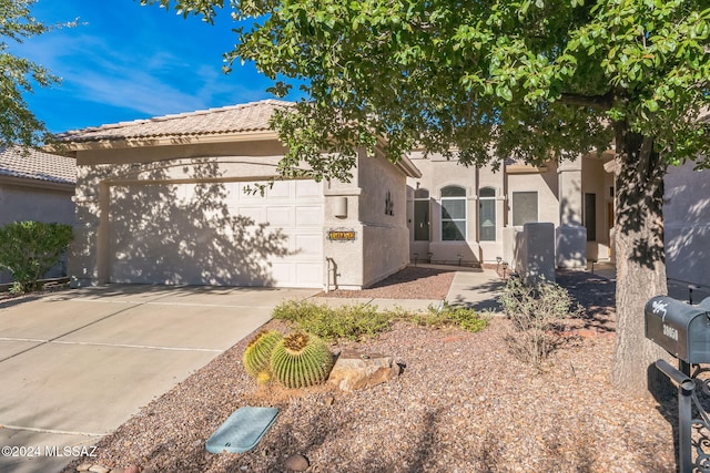 view of front of house featuring a garage