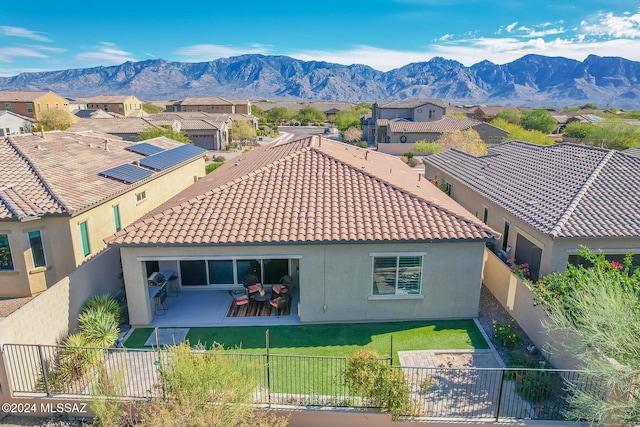 bird's eye view with a mountain view