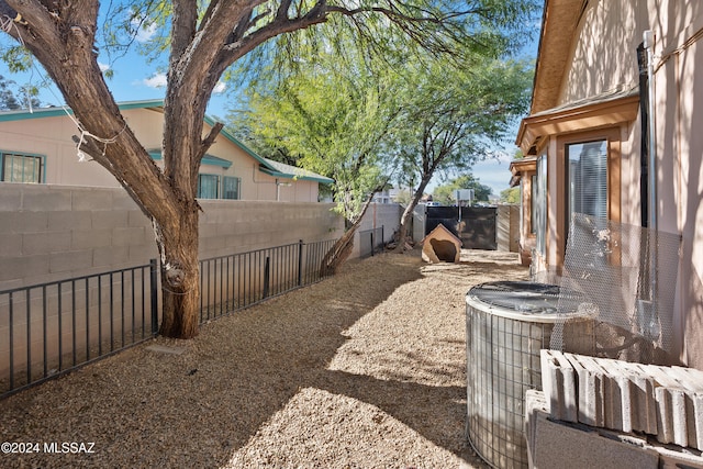 view of yard featuring central AC