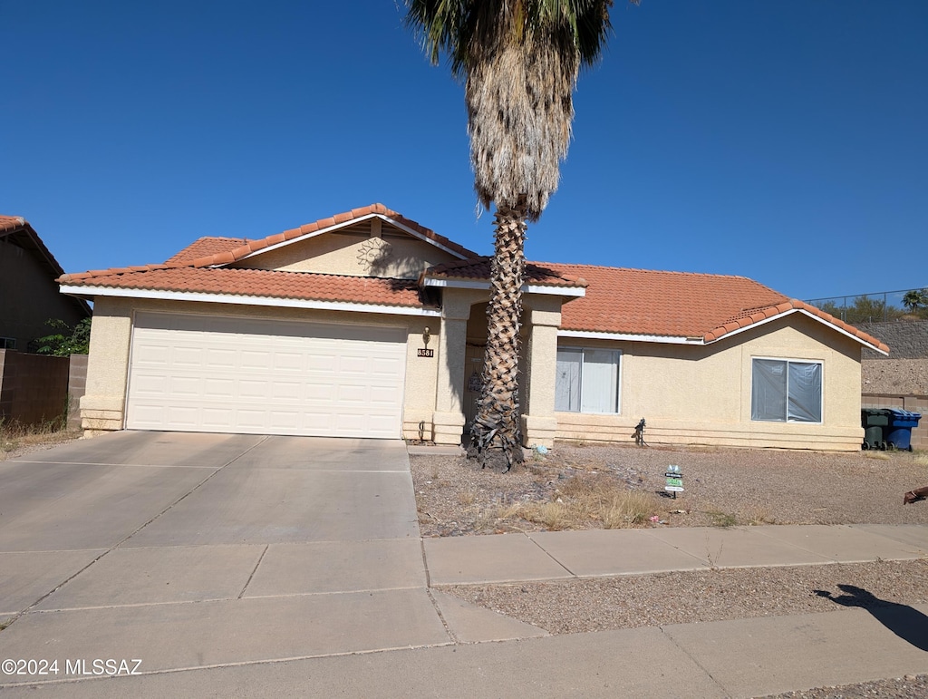 view of front of home featuring a garage