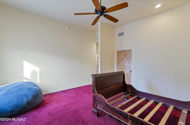 bedroom featuring a ceiling fan, visible vents, carpet flooring, and recessed lighting