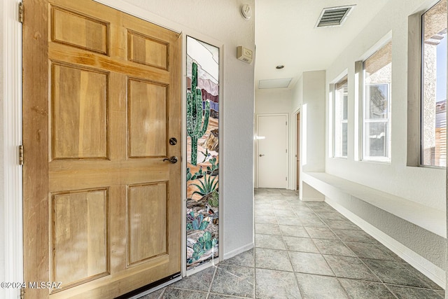 1307 W Mariquita St, Green Valley, AZ 85622 - entryway featuring baseboards