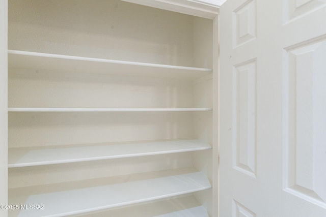 1474 N Miranda Ln, Green Valley, AZ 85614 - view of closet