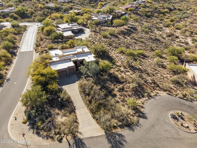 bird's eye view featuring a mountain view