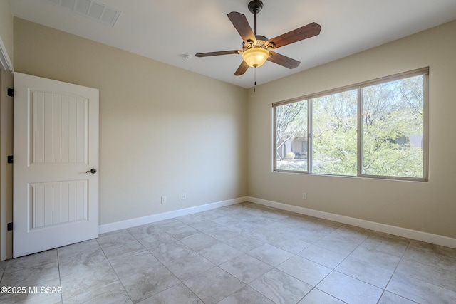 empty room with ceiling fan