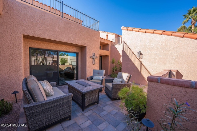 view of patio / terrace featuring an outdoor hangout area