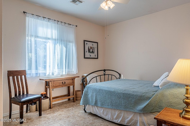 bedroom with ceiling fan