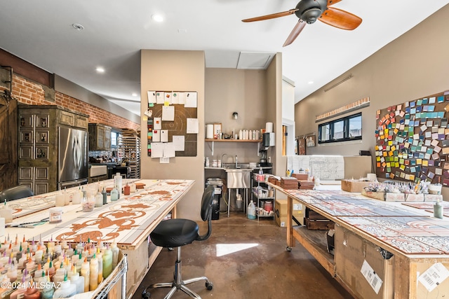 office area featuring ceiling fan