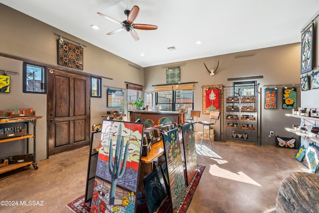 dining area with ceiling fan