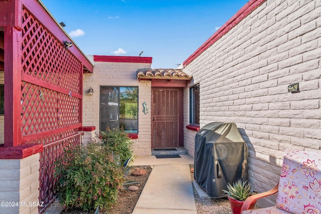 view of property entrance