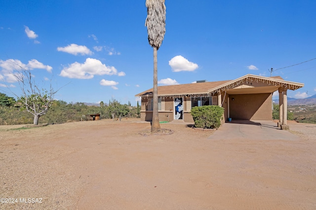 view of front of home