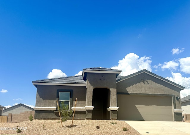 view of front of house featuring a garage