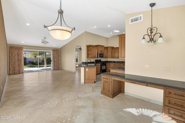 empty room featuring a fireplace, recessed lighting, a ceiling fan, and plenty of natural light
