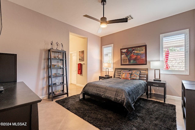 bedroom featuring ceiling fan