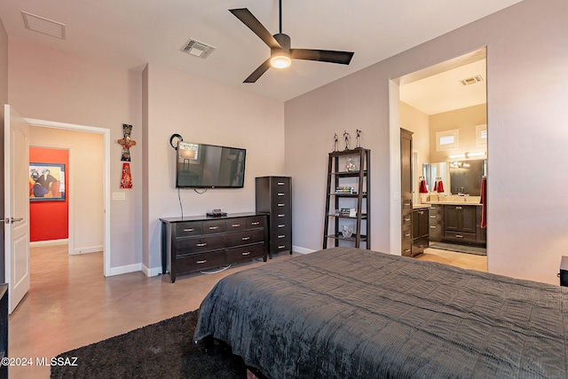 bedroom featuring ceiling fan and connected bathroom