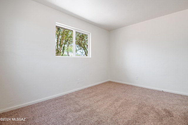 empty room with carpet