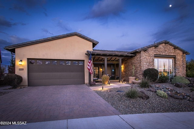 view of front facade with a garage