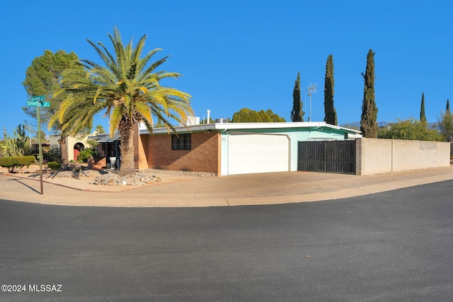 view of front of house featuring a garage