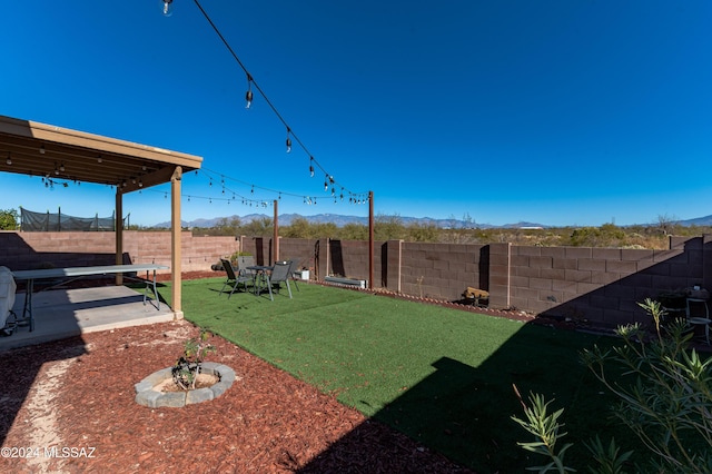 view of yard with a patio area