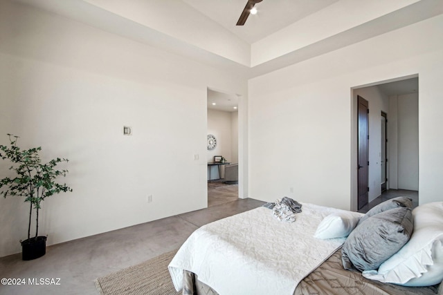 bedroom featuring ceiling fan