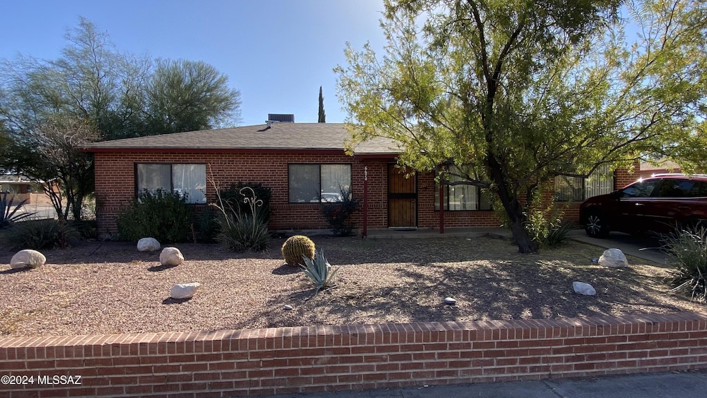 view of front of home