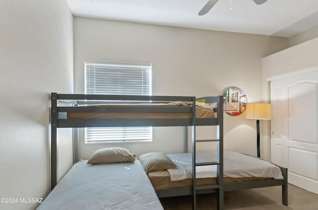 bedroom with ceiling fan