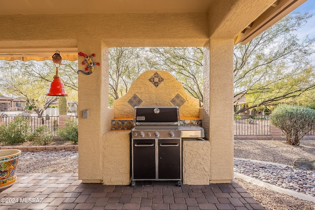 2435 E Mayview Dr, Green Valley, AZ 85614 - view of patio / terrace with fence and a grill