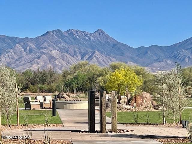 2435 E Mayview Dr, Green Valley, AZ 85614 - view of property's community featuring a mountain view and a yard