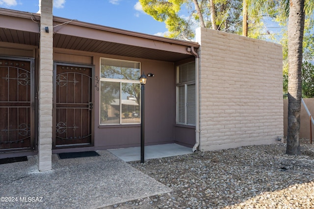 view of property entrance