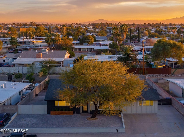 view of aerial view at dusk