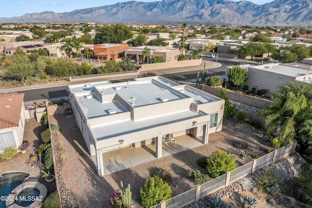 bird's eye view featuring a mountain view