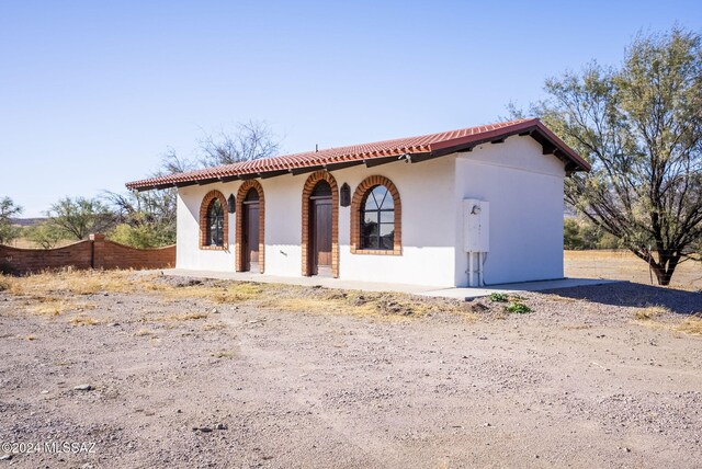 view of mediterranean / spanish-style home