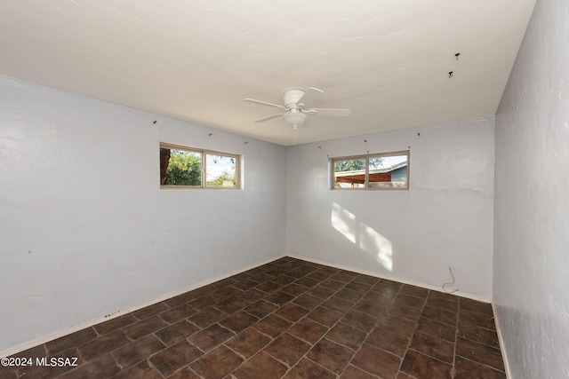 empty room with ceiling fan