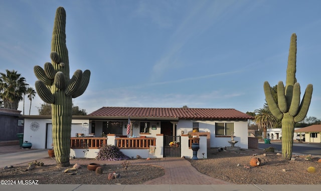 view of front of house featuring a garage