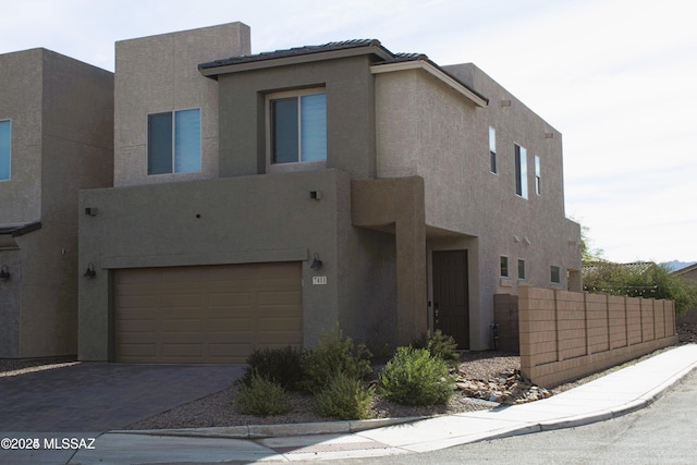 view of front of house featuring a garage