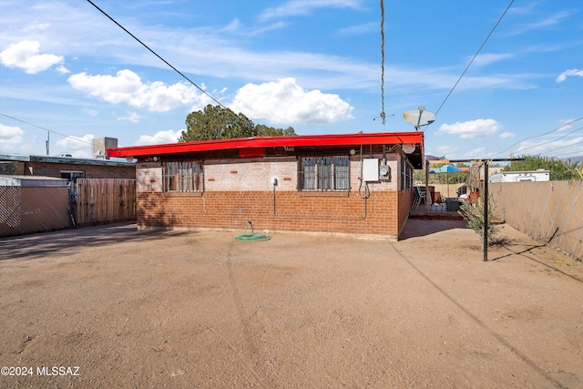 view of front of house